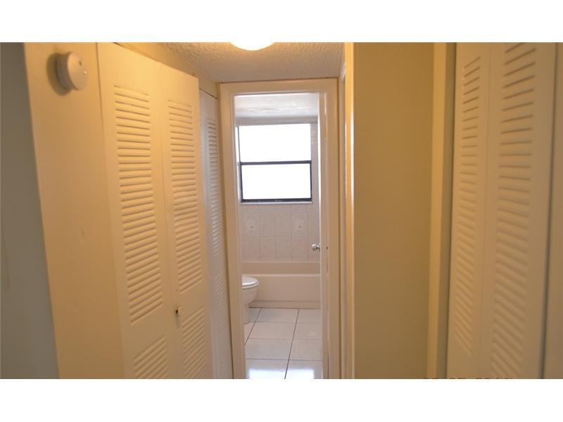 11204 West Sample Road, Unit 3A Coral Springs, FL 33065 - Photo 6 of 10 Interior Space/Layout