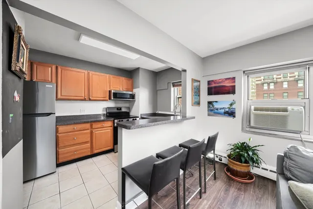 $1,750 | 4970 North Marine Drive, Unit 1129, Chicago, IL 60640