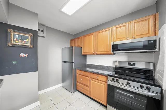 $1,750 | 4970 North Marine Drive, Unit 1129, Chicago, IL 60640