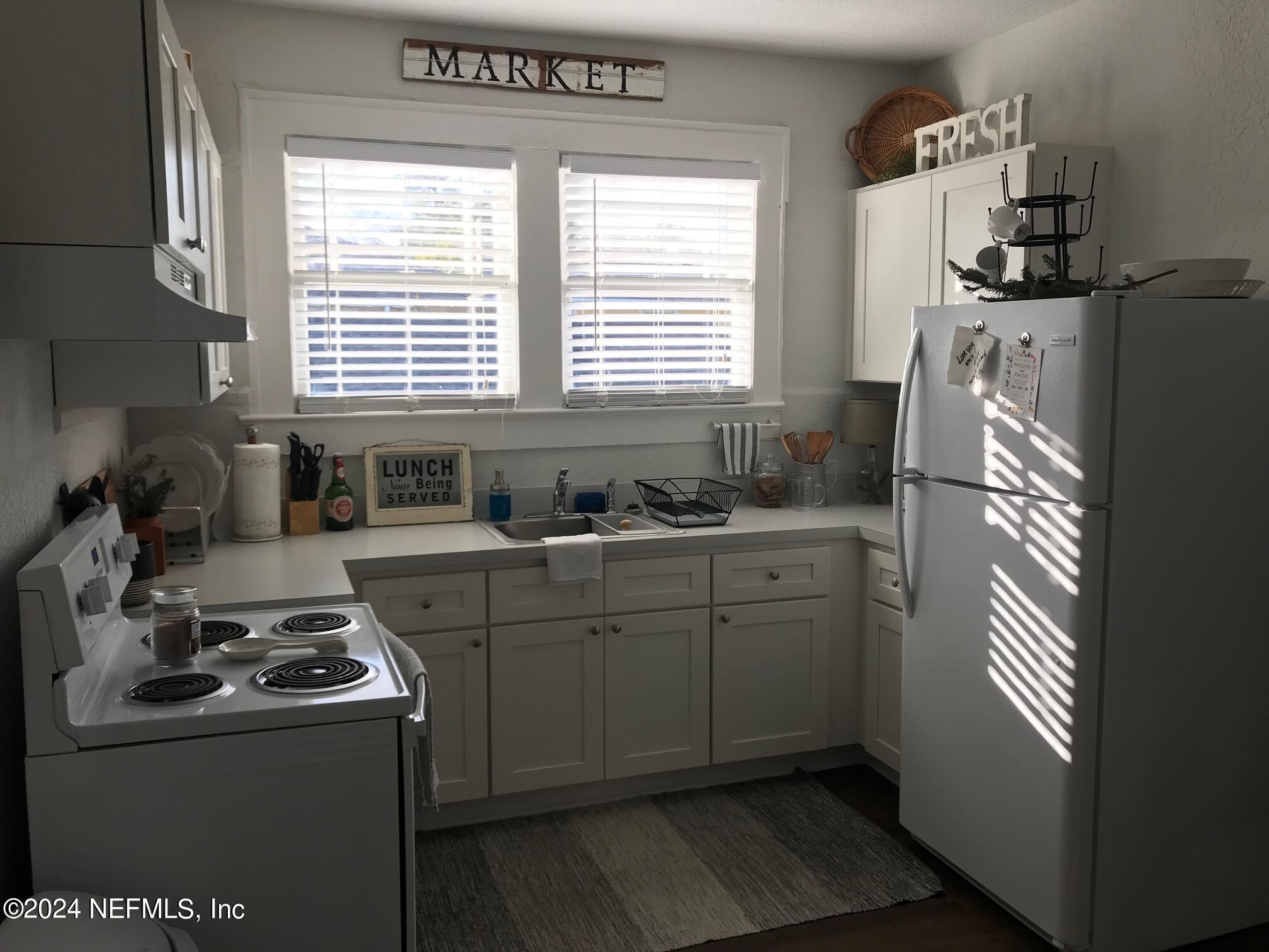 2047 Myra Street Jacksonville, FL 32204 - Photo 5 of 15 5