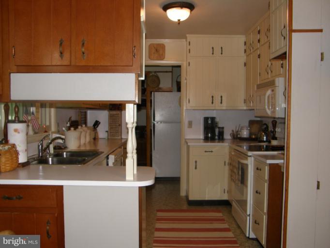 4329 Locust Grove Road Rohrersville, MD 21779 - Photo 15 of 21 Interior (General)