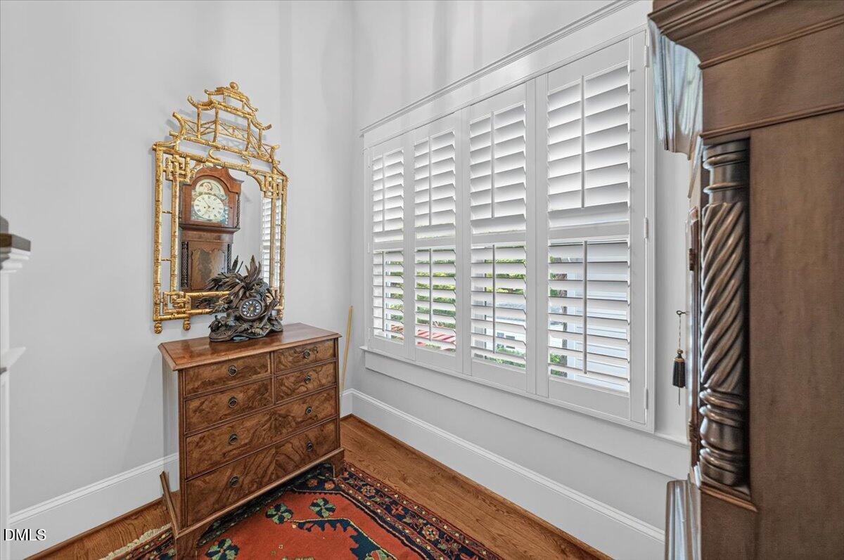 512 East Whitaker Mill Road Raleigh, NC 27608 - Photo 45 of 96 093-512EastWhitakerMillRoadRaleigh_098