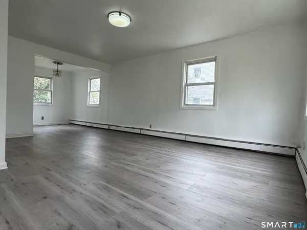 $2,100 | 58 Priscilla Lane, Stratford, CT 06615