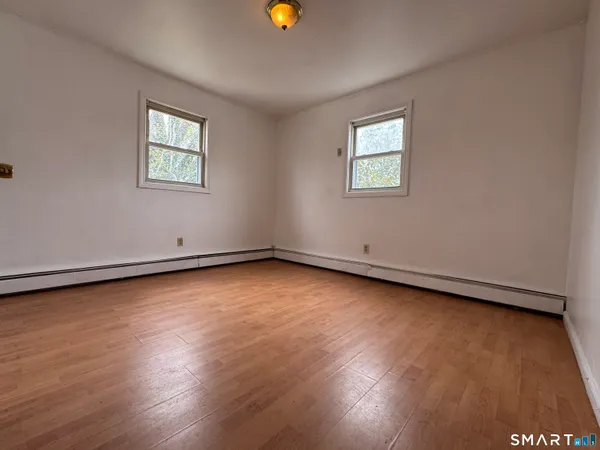 $2,100 | 58 Priscilla Lane, Stratford, CT 06615