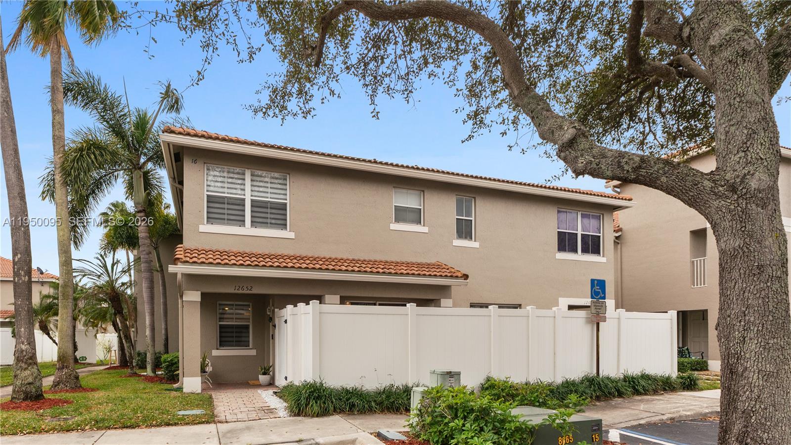 12652 Southwest 54th Street Miramar, FL 33027 - Photo 2 of 25