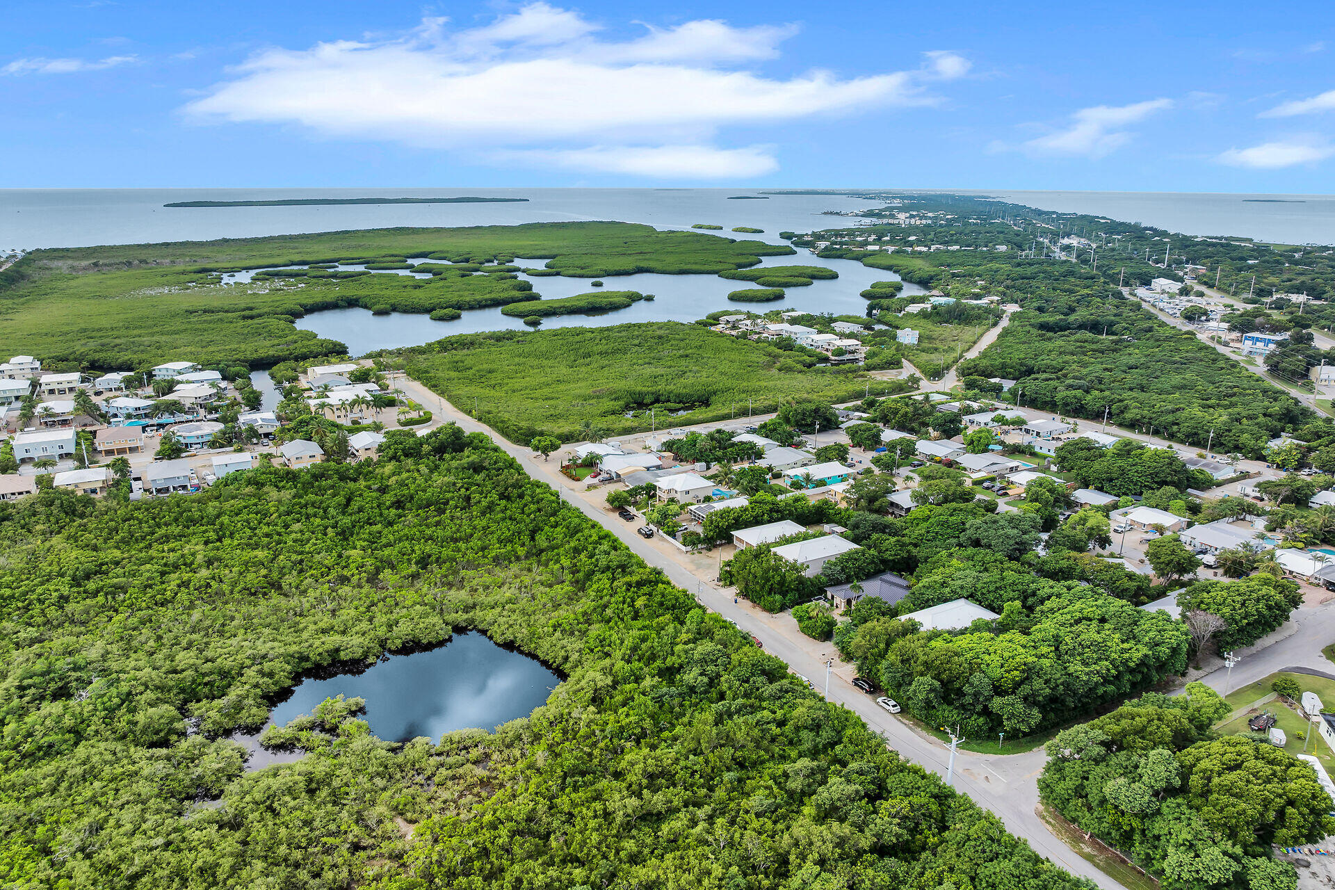 6 Fishermans Trail Key Largo, FL 33037 - Photo 35 of 41 a view of a city