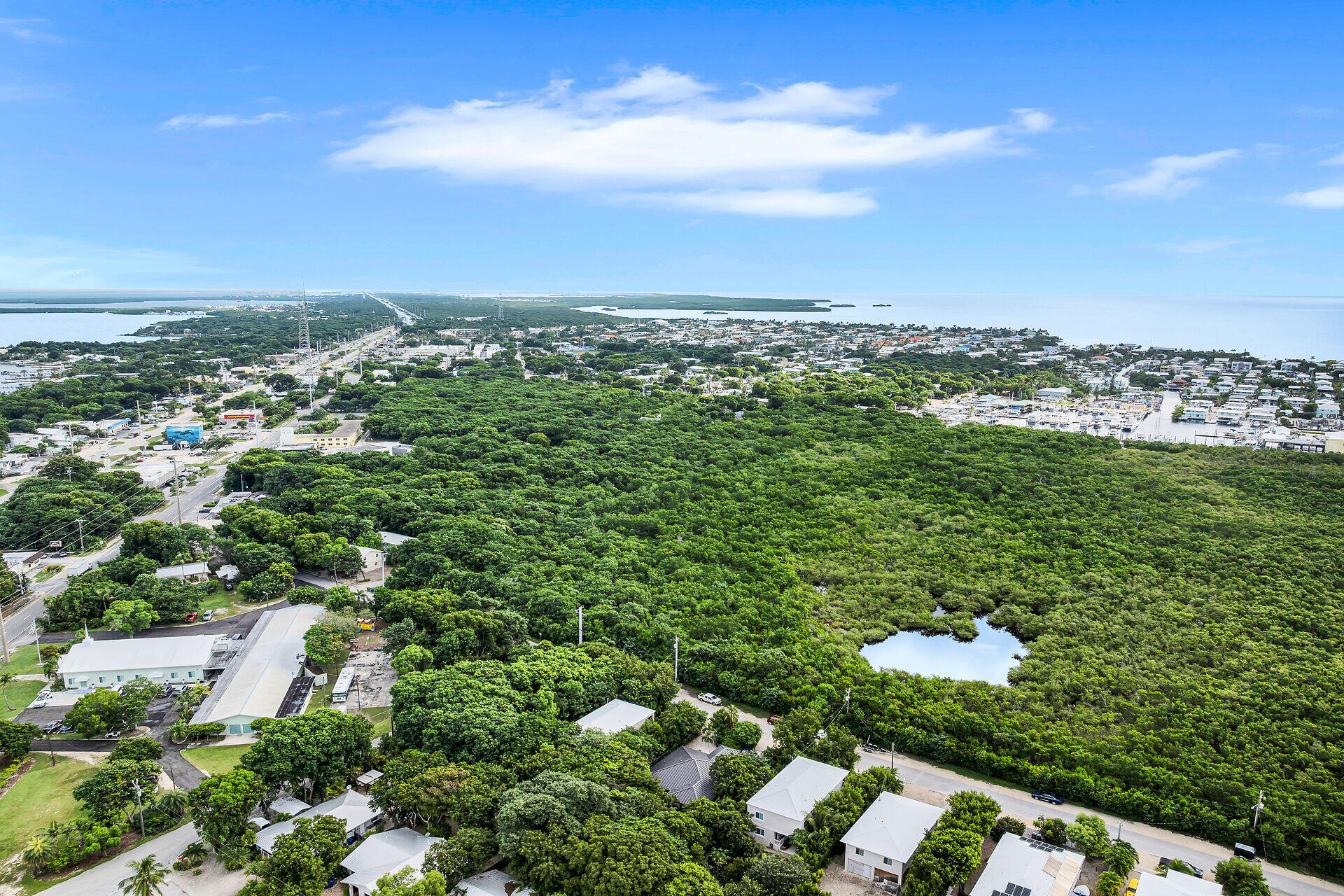 6 Fishermans Trail Key Largo, FL 33037 - Photo 37 of 41 a view of a city