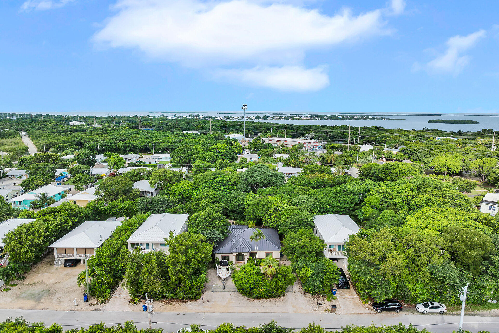 6 Fishermans Trail Key Largo, FL 33037 - Photo 39 of 41 a view of a city