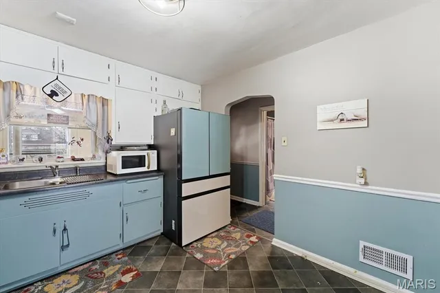 $235,000 | 1007 McPherson Avenue, Alton, IL 62002