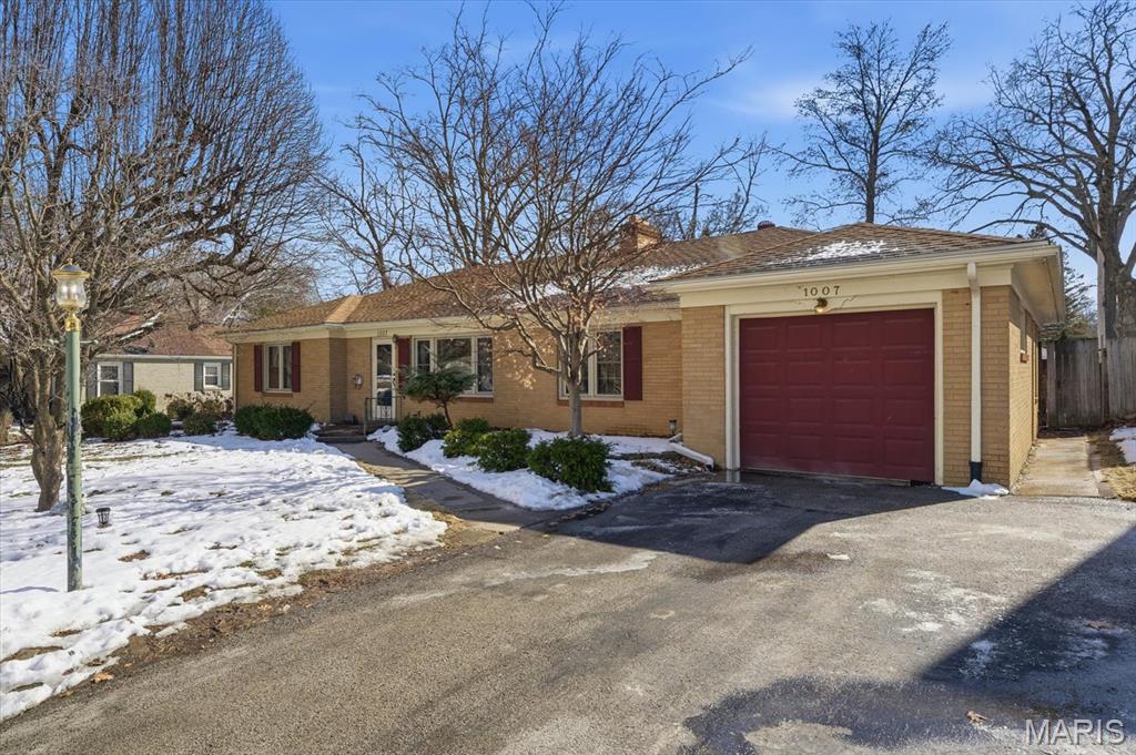 1007 McPherson Avenue Alton, IL 62002 - Photo 3 of 30