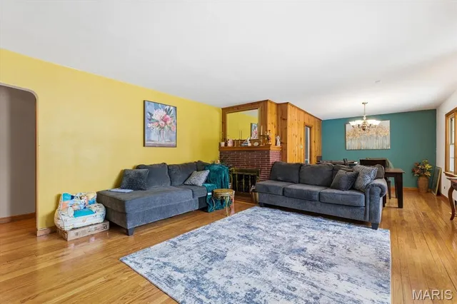 $235,000 | 1007 McPherson Avenue, Alton, IL 62002