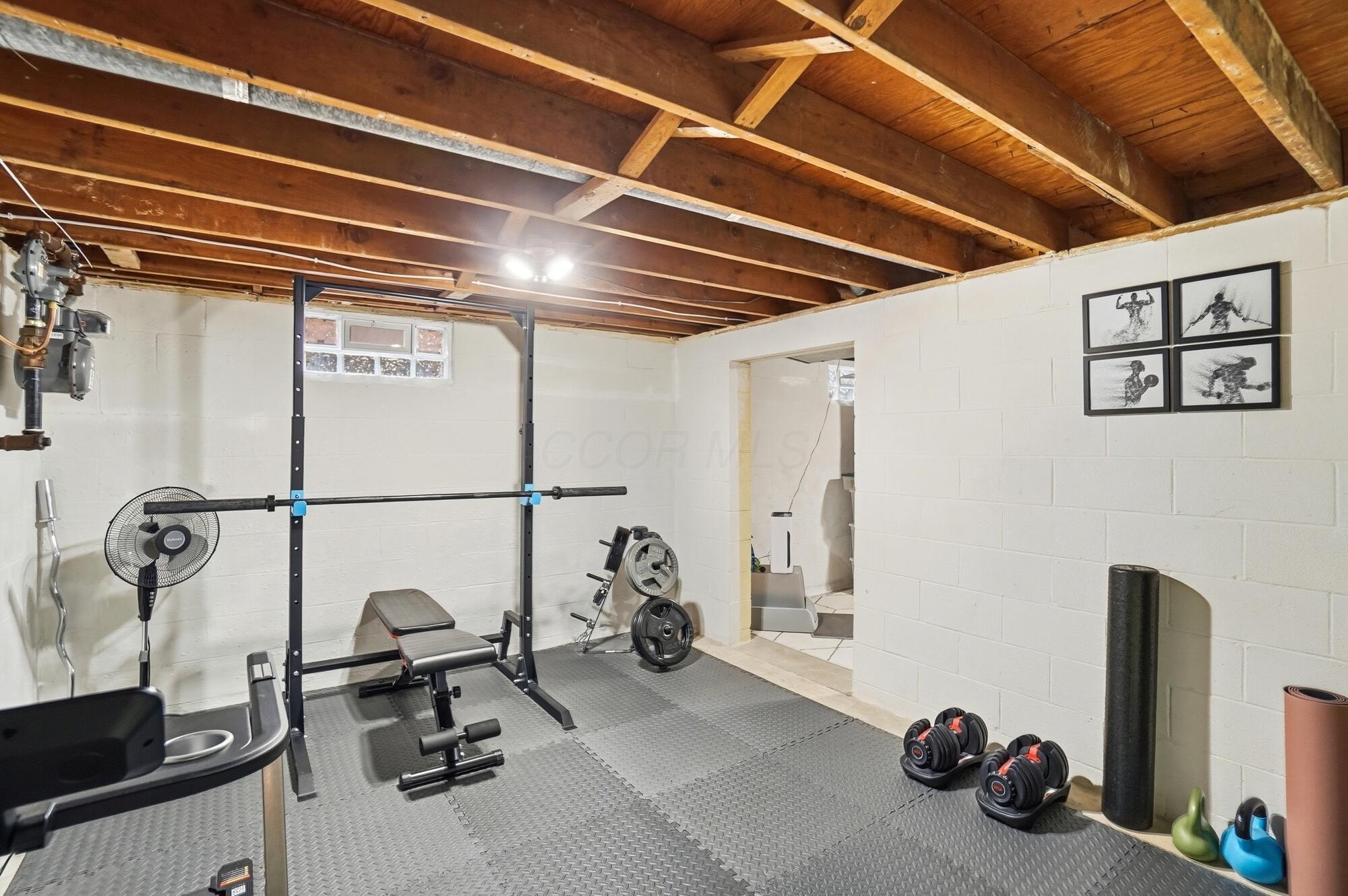 1041 Loring Road Columbus, OH 43224 - Photo 28 of 36