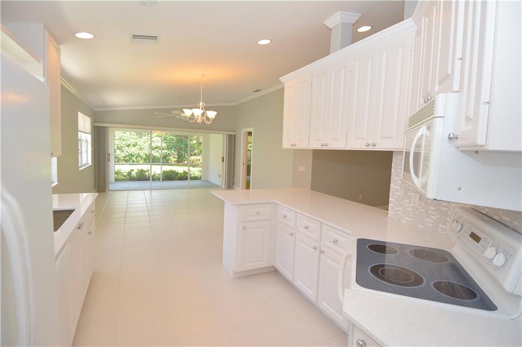 823 Southwest Balmoral Trace Stuart, FL 34997 - Photo 2 of 33 Gallery Image 2