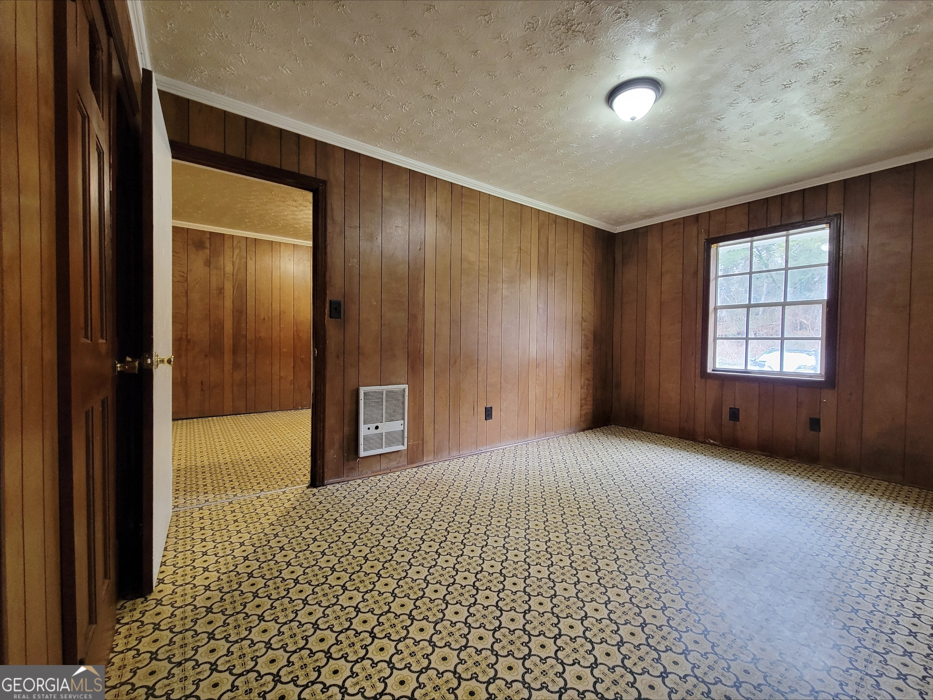 307 North Broad Street, Unit 2 Winder, GA 30680 - Photo 4 of 5