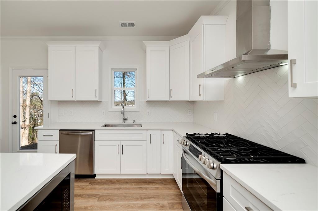 4267 High Street Buford, GA 30518 - Photo 5 of 23