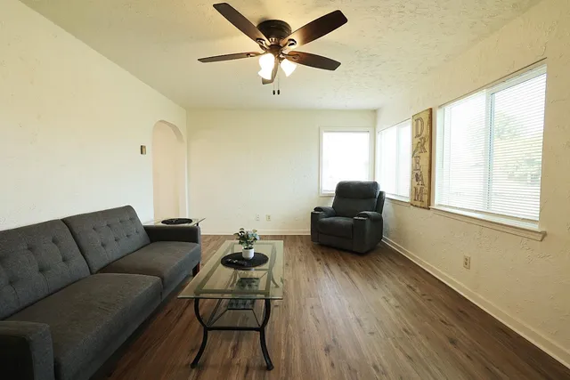 $340,000 | 1116 Vito Avenue, Modesto, CA 95351