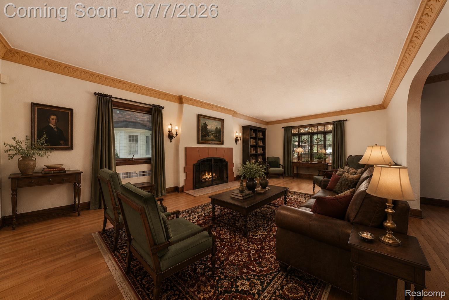 16580 Westmoreland Road Detroit, MI 48219 - Photo 6 of 37 16580 Westmoreland Rd-Staged 1-1.jpg