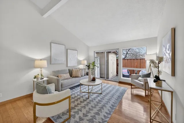 $1,098,000 | 20022 Northcrest Square, Cupertino, CA 95014