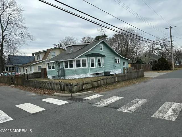 $2,500 | 200 Mermaid Avenue, Beachwood, NJ 08722