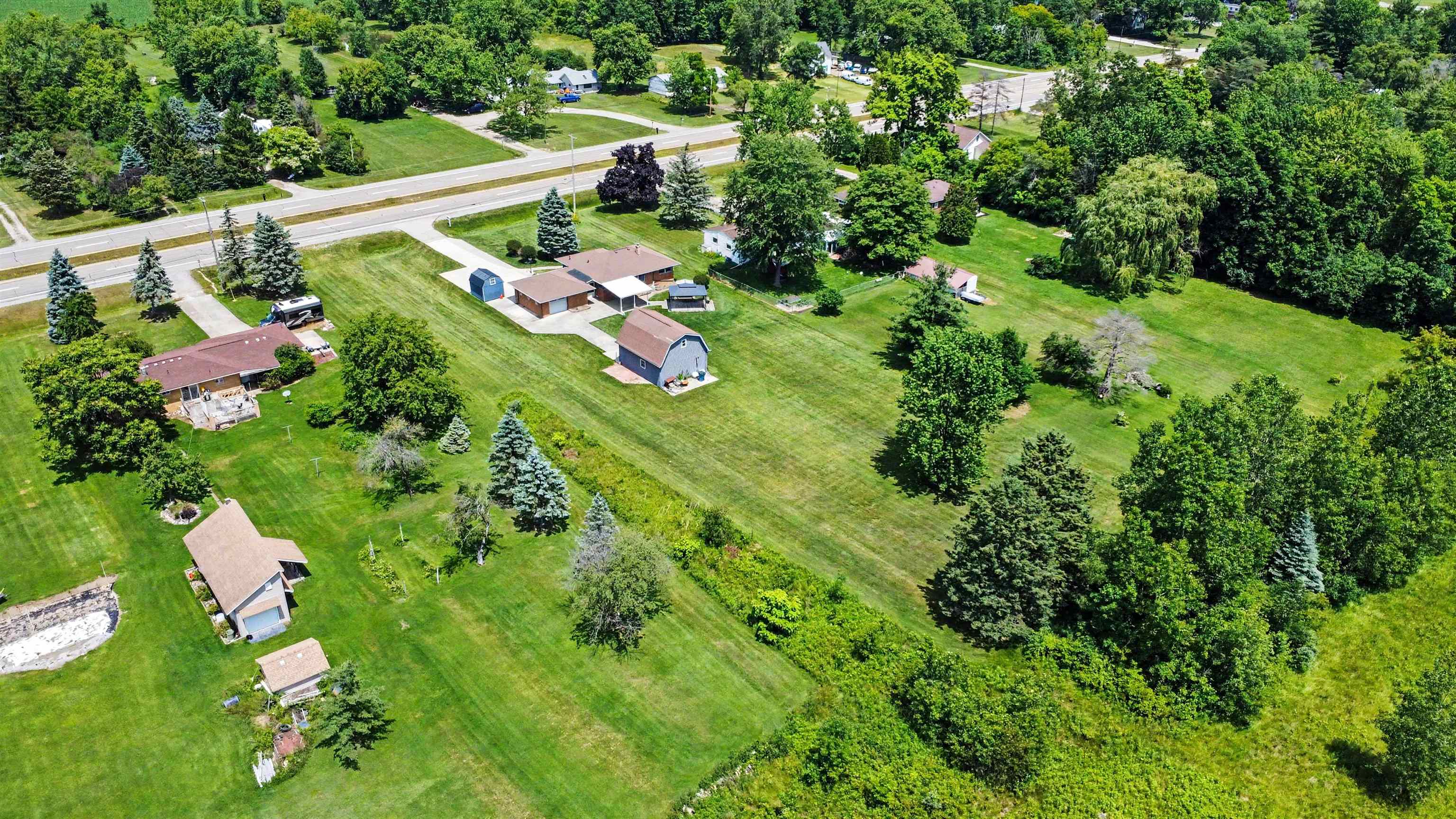 8155 Corunna Road Flint, MI 48532 - Photo 29 of 36