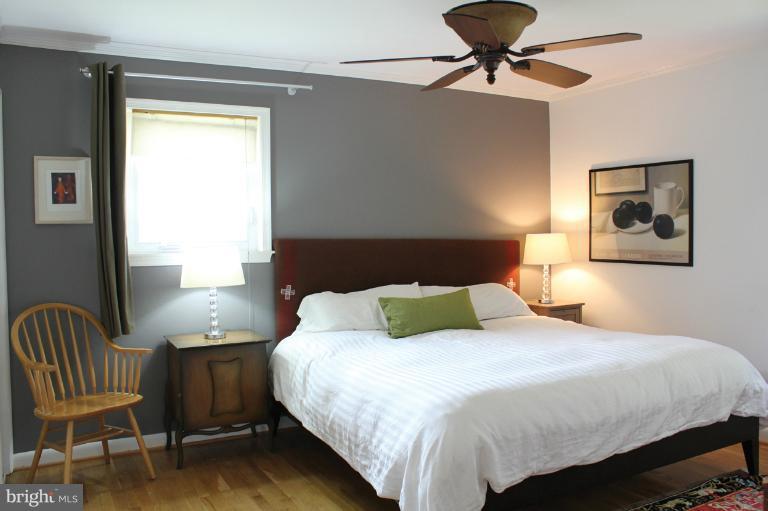 2210 Mark Court Silver Spring, MD 20910 - Photo 19 of 22 Bedroom (Master)