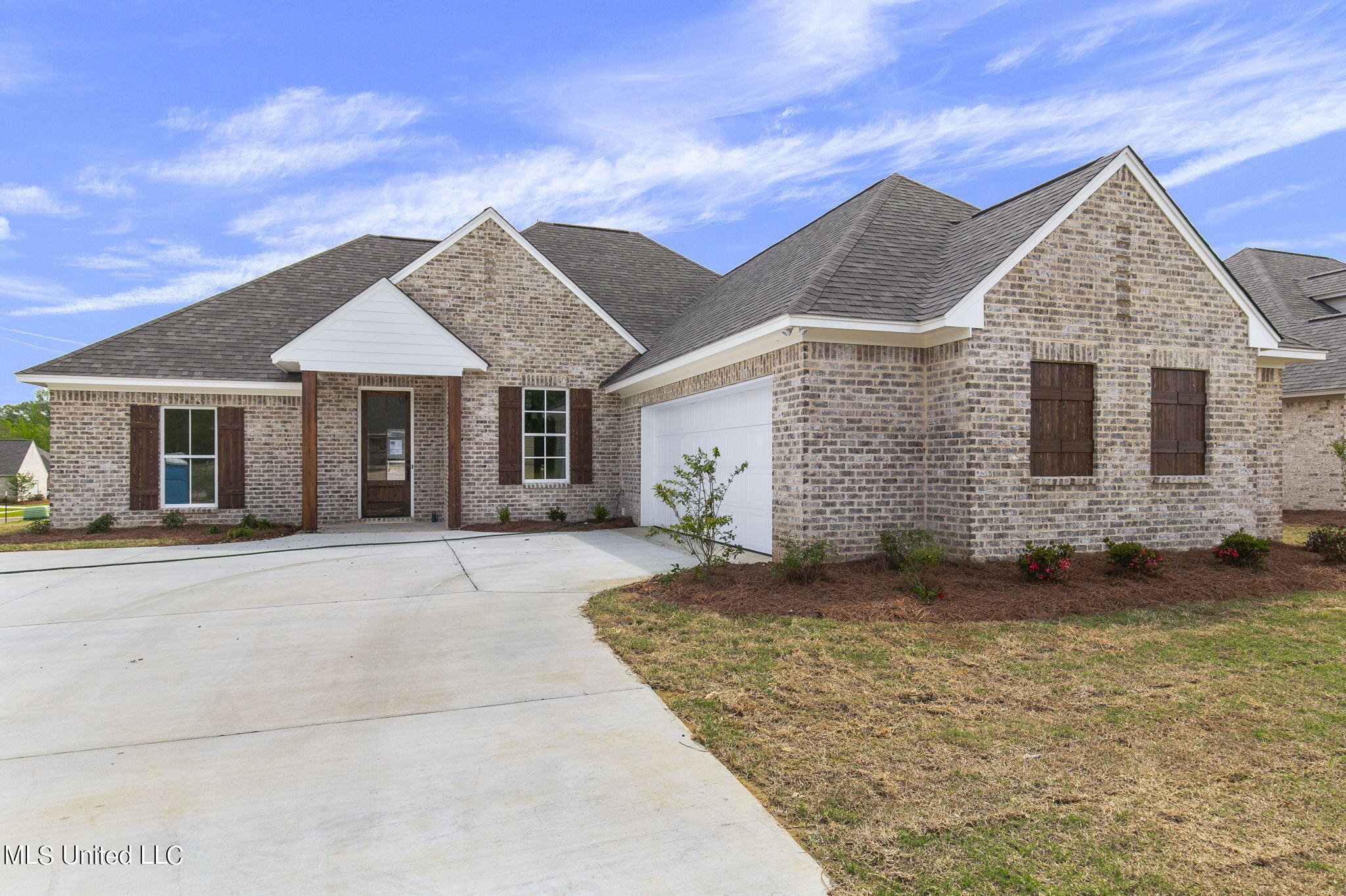 111 Porter Ridge Canton, MS 39046 - Photo 2 of 33 4-web-or-mls-111 Porter Ridge-4
