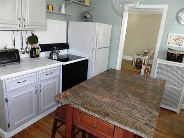 20 Waverley Oaks Road Waltham, MA 02452 - Photo 3 of 28 Gallery Image 3