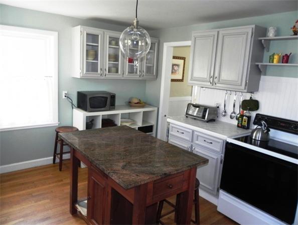20 Waverley Oaks Road Waltham, MA 02452 - Photo 4 of 28 Gallery Image 4