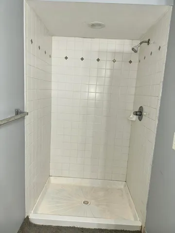 $1,700 | 873 Amanda Lane, Pontiac, MI 48340