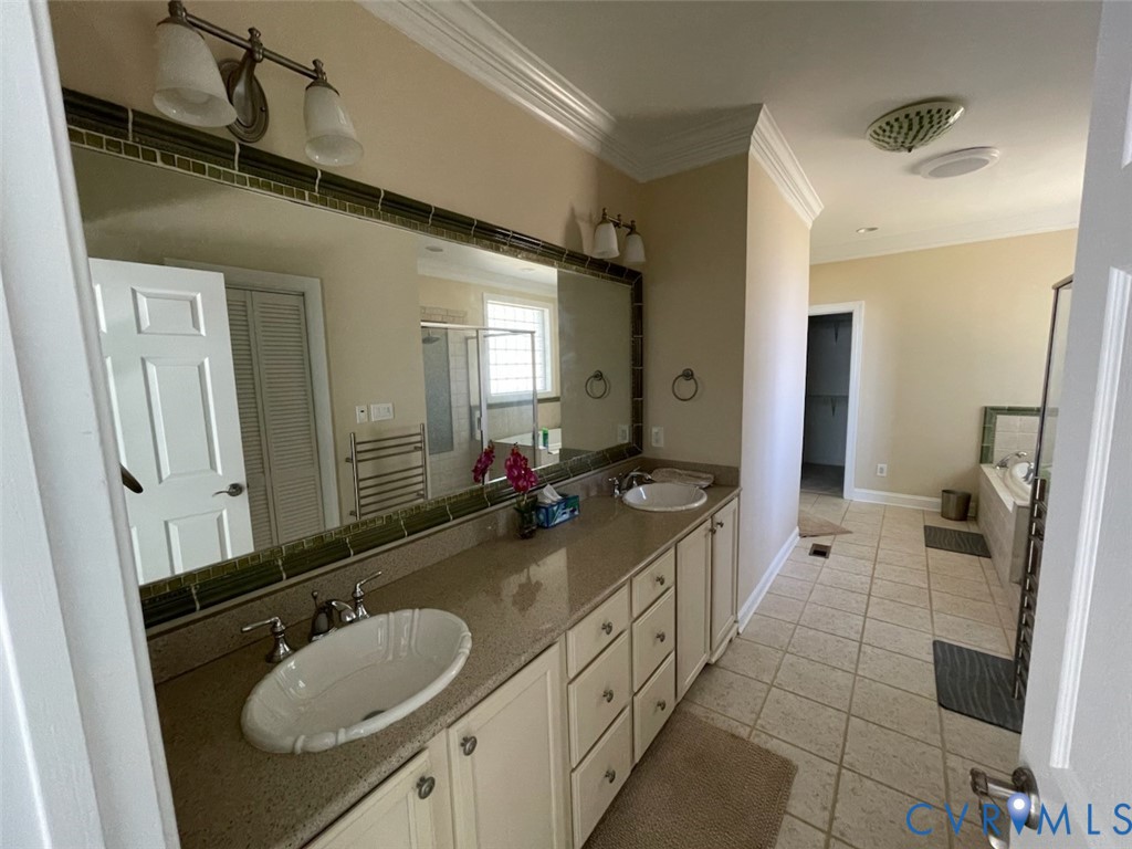 2872 East Point Drive Chesapeake, VA 23321 - Photo 11 of 13 double vanity