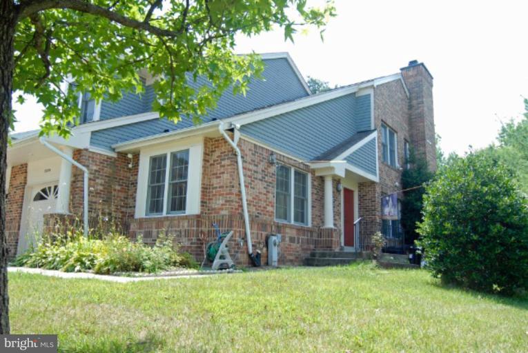 9224 Ispahan Loop Laurel, MD 20708 - Photo 9 of 9 Exterior (Main)