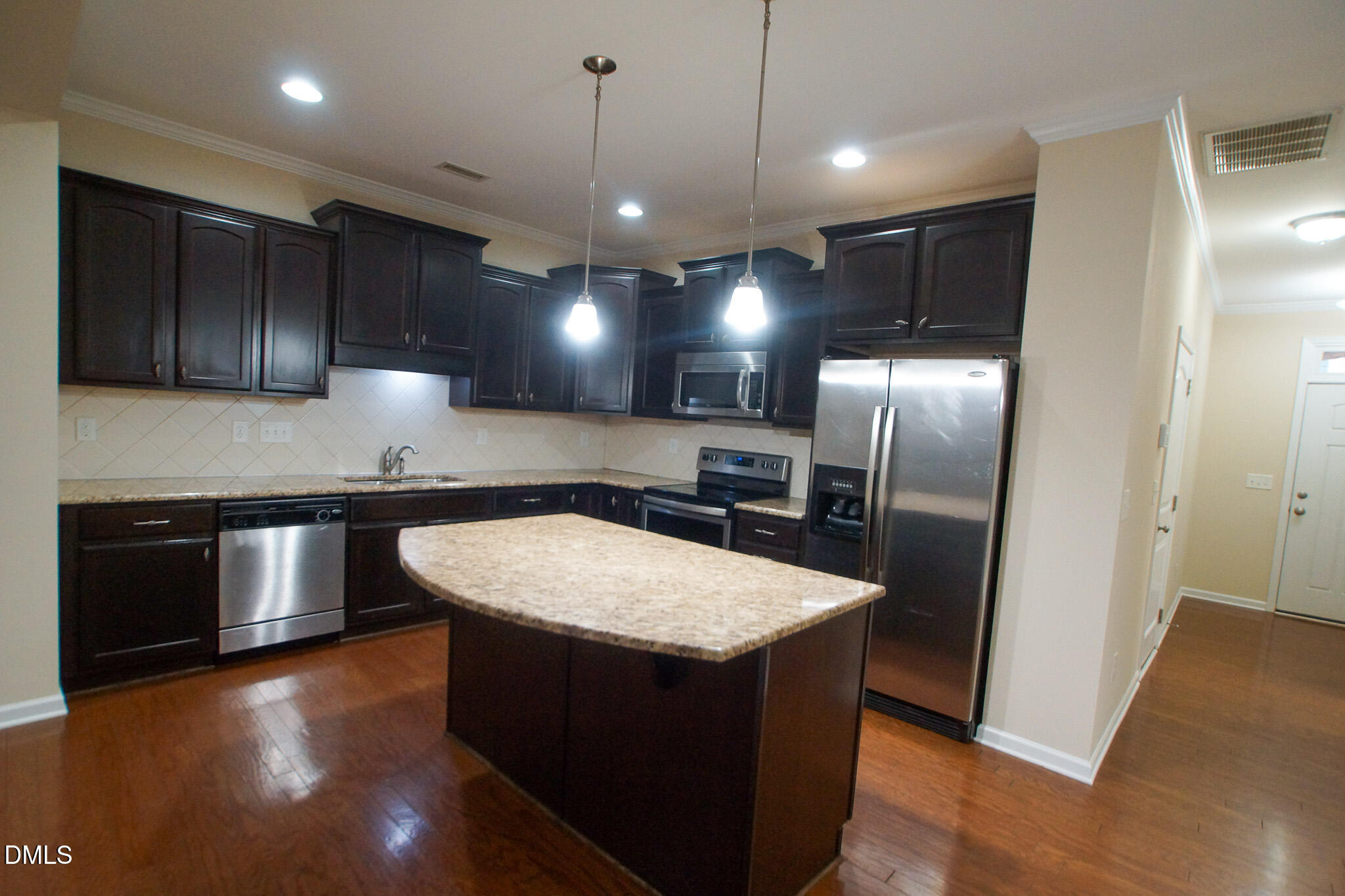 2404 Swans Rest Way Raleigh, NC 27606 - Photo 4 of 23 DSC03560