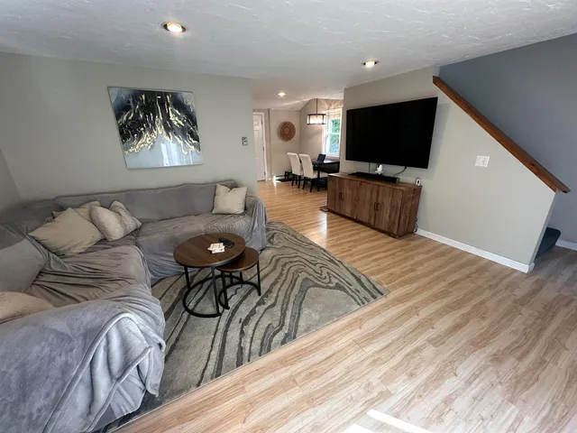 $2,250 | 75 Stark Street, Unit 5, Laconia, NH 03246