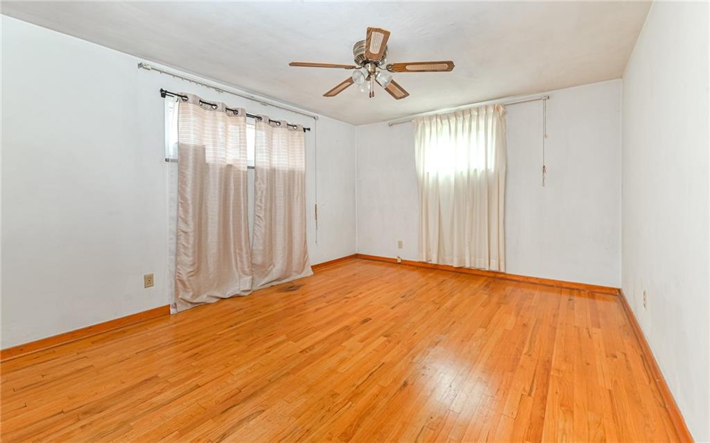 577 Grove Road Verona, PA 15147 - Photo 14 of 22 Gallery Image 14