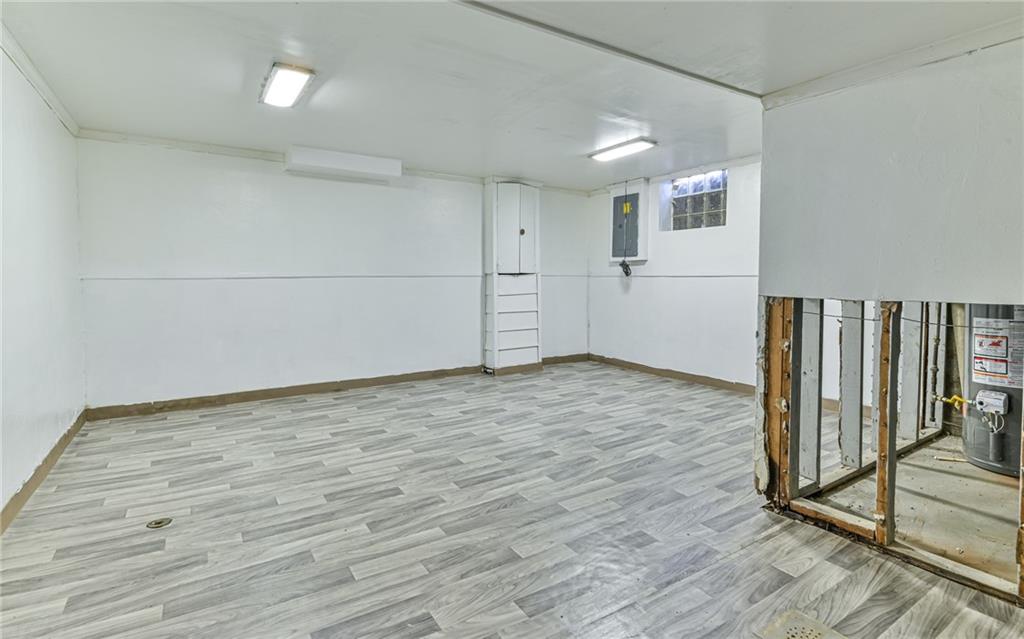 577 Grove Road Verona, PA 15147 - Photo 18 of 22 Gallery Image 18