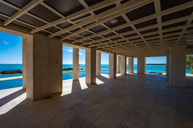 $14,500,000 | 201 West Seaview Drive, Marathon, FL 33050