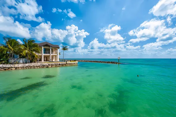 $14,500,000 | 201 West Seaview Drive, Marathon, FL 33050