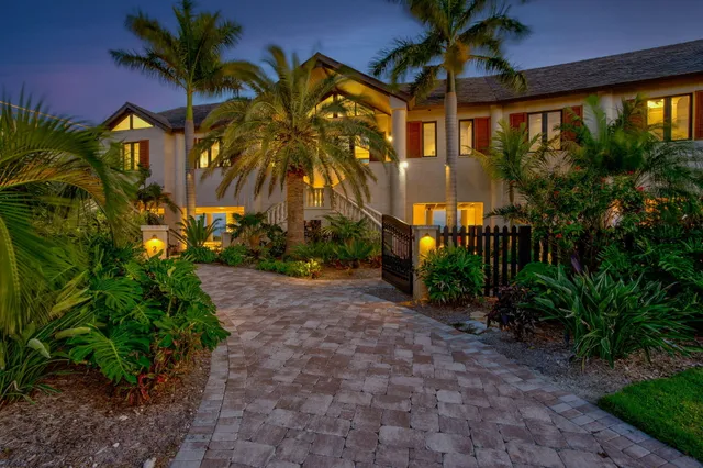 $14,500,000 | 201 West Seaview Drive, Marathon, FL 33050