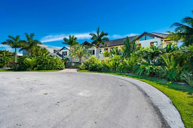 $14,500,000 | 201 West Seaview Drive, Marathon, FL 33050