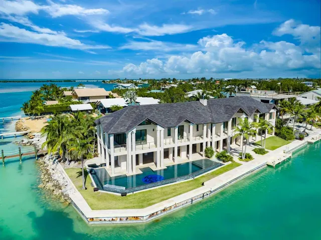 $14,500,000 | 201 West Seaview Drive, Marathon, FL 33050