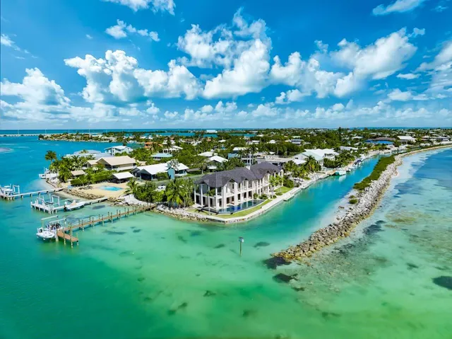 $14,500,000 | 201 West Seaview Drive, Marathon, FL 33050