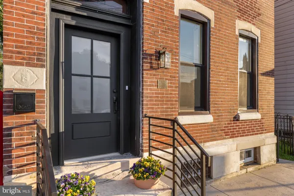 $499,000 | 122 East Broad Street, Burlington, NJ 08016