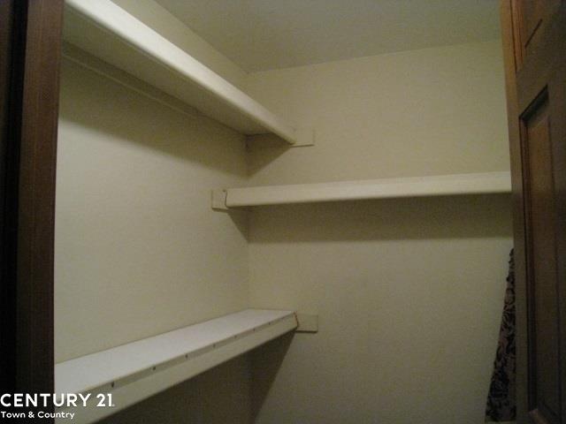 2152 Kennedy Drive Rochester Hills, MI 48309 - Photo 17 of 37