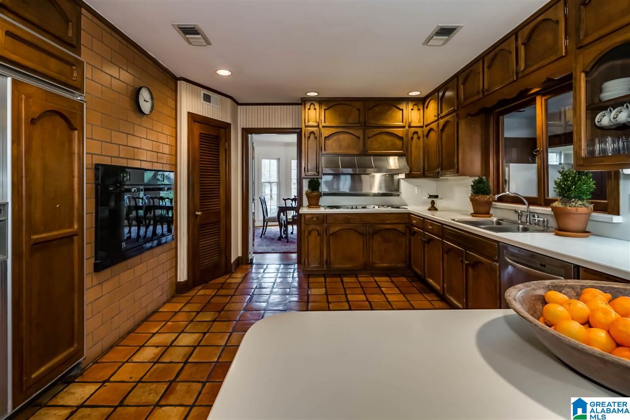 3315 Brookwood Road Birmingham, AL 35223 - Photo 18 of 50
