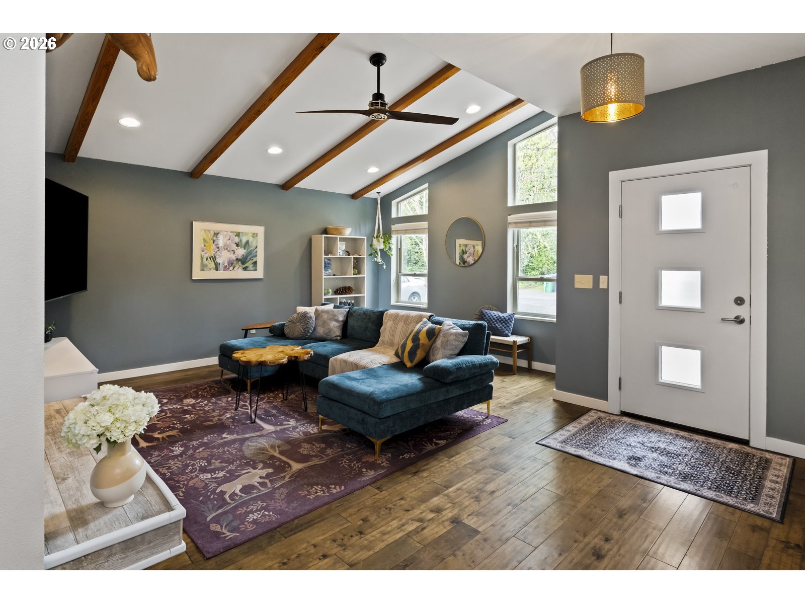 9302 Southwest 30th Avenue Portland, OR 97219 - Photo 9 of 42 Gallery Image 9