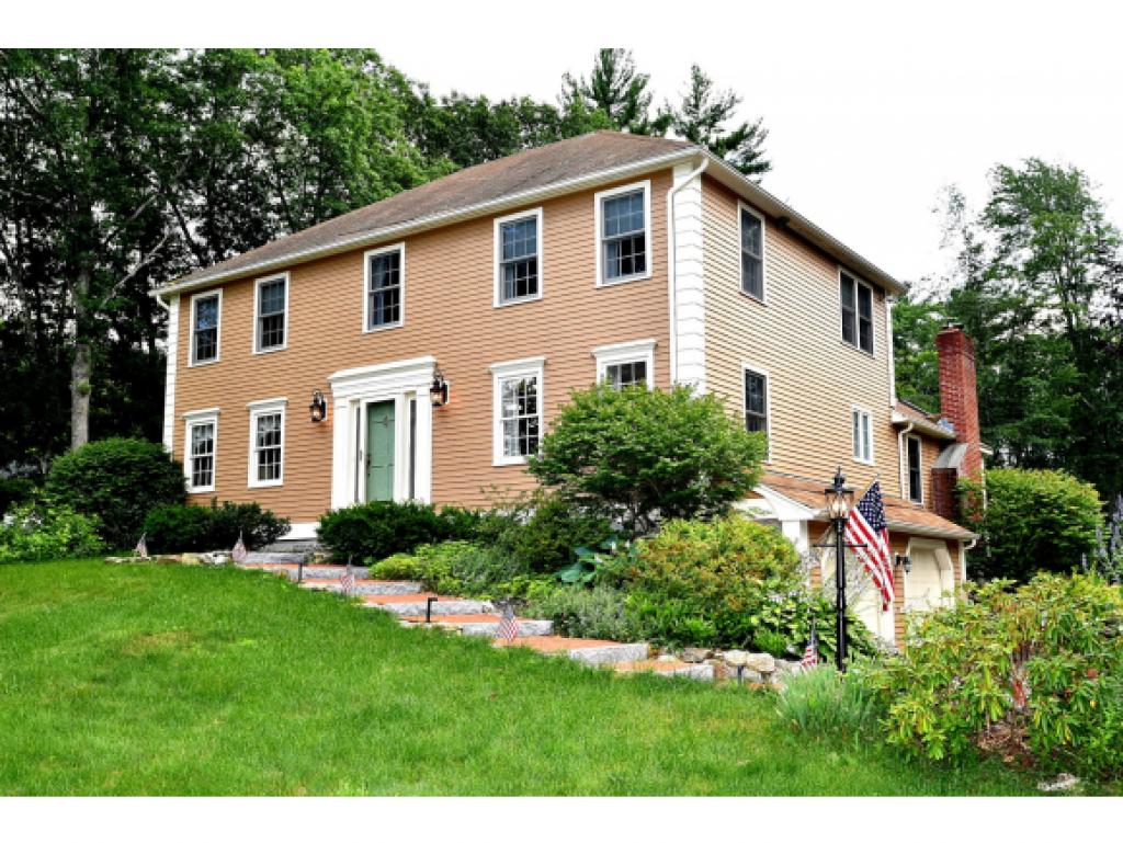 28 Boxwood Road Bedford, NH 03110 - Photo 1 of 34
