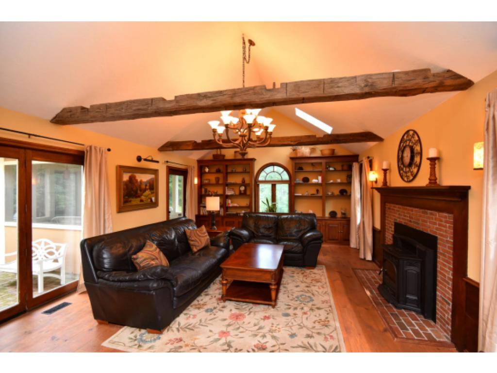 28 Boxwood Road Bedford, NH 03110 - Photo 14 of 34