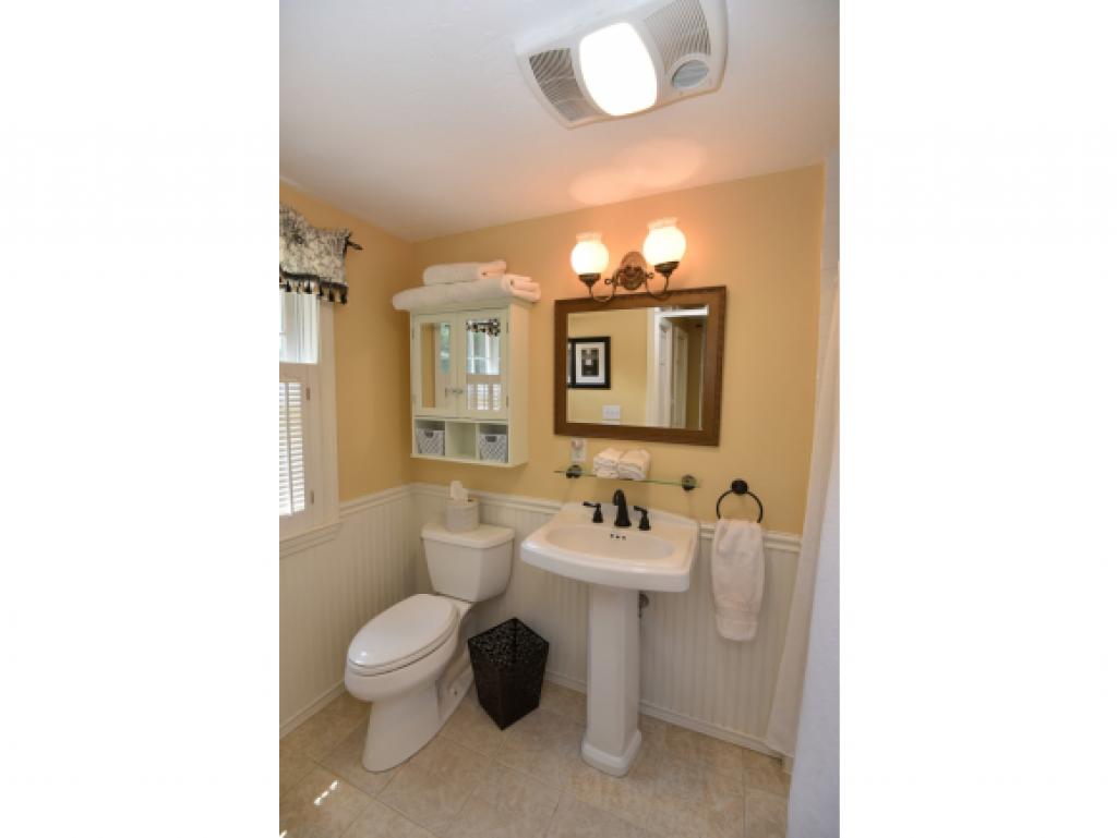28 Boxwood Road Bedford, NH 03110 - Photo 26 of 34