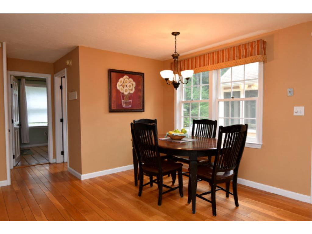 28 Boxwood Road Bedford, NH 03110 - Photo 10 of 34