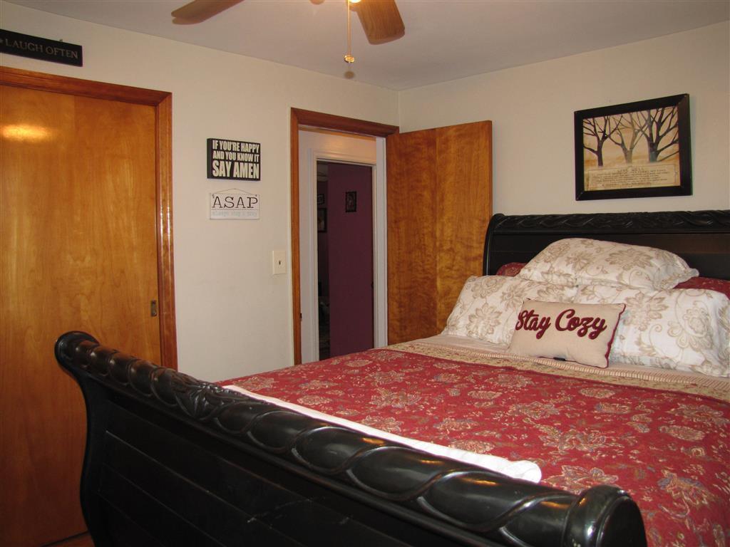 1015 Robin Road Springfield, OH 45503 - Photo 12 of 36